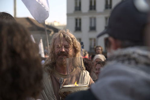 Arrivée de Rafael Llodra avec la Course de la Liberté à Montmartre