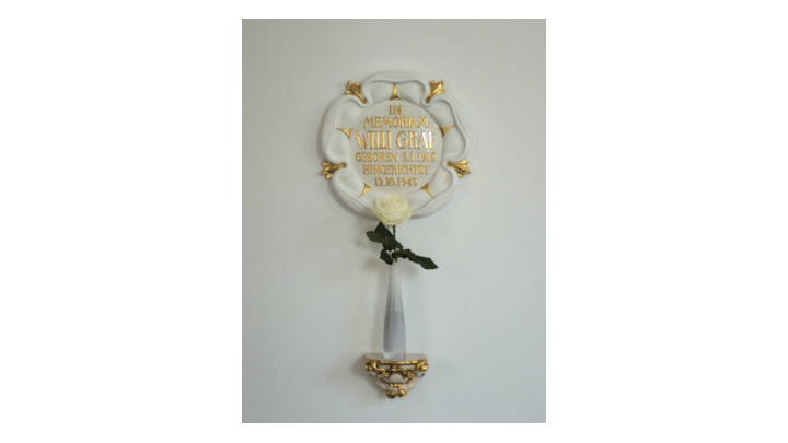 Souvenir de la Rose Blanche à Sarrebruck Souvenir de la Rose Blanche à Sarrebruck